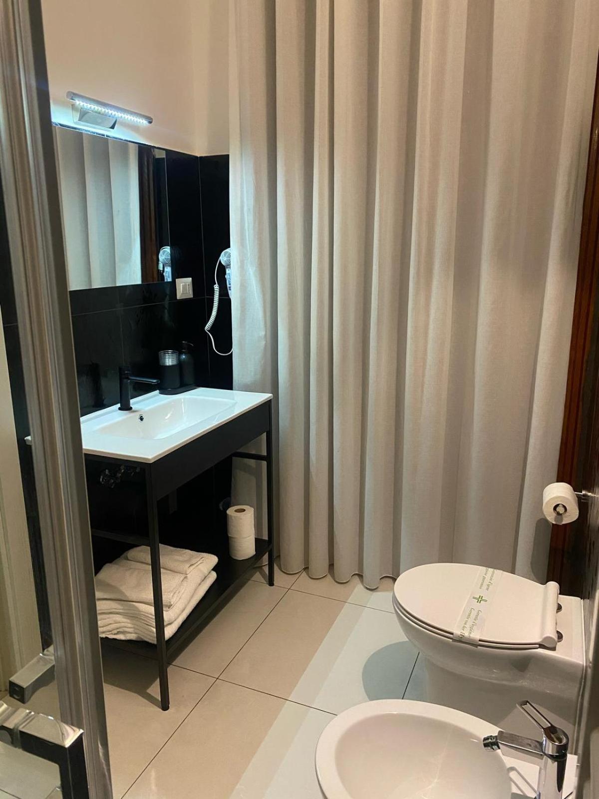 Mondo BnB Salerno Esterno foto